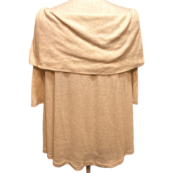 Umgee Ladies long Sleeve Top - Picture 3 of 10